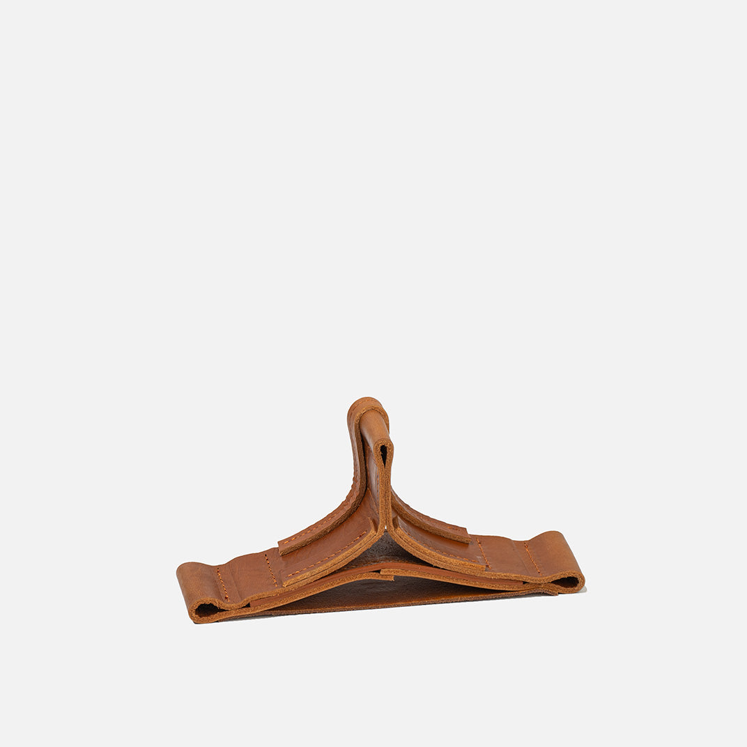 Leather Stand for AirPods Max Geometric Goods